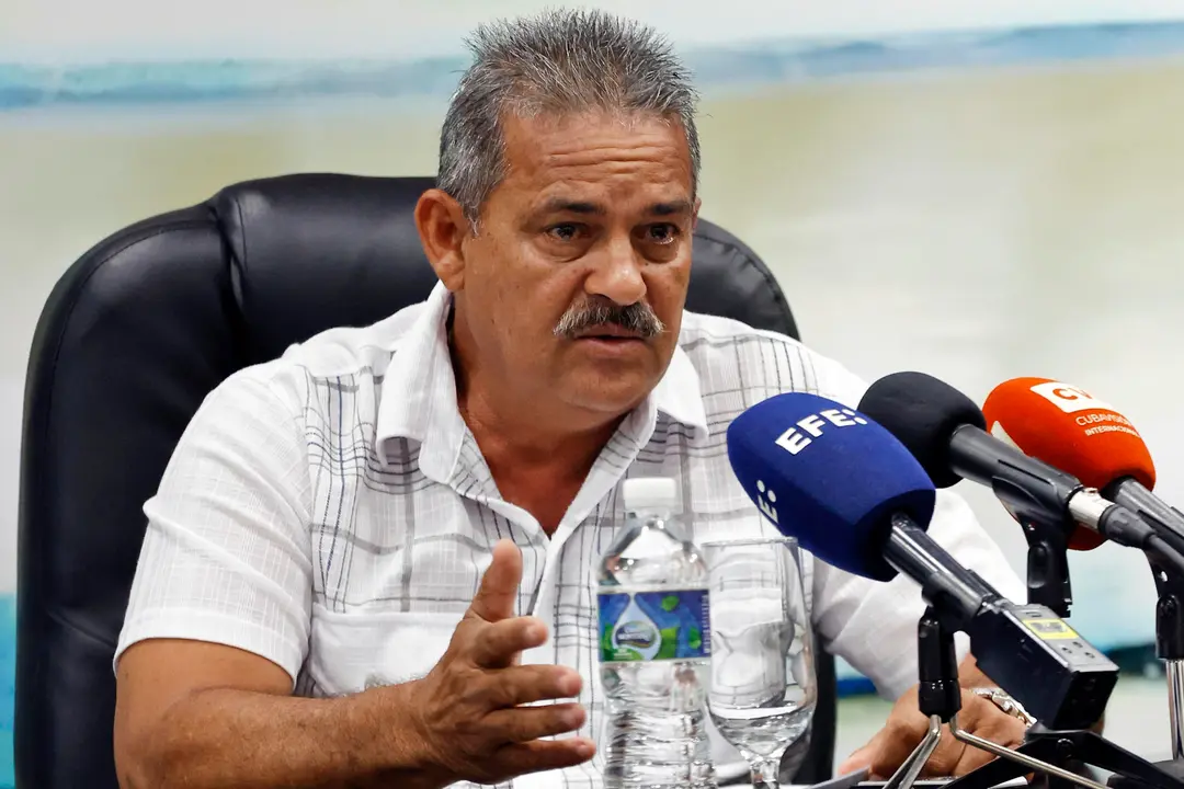 Fotograf&iacute;a de archivo, tomada el pasado 17 de mayo, en la que se registr&oacute; al director de Alto Rendimiento del Instituto de Deporte, Educaci&oacute;n F&iacute;sica y Recreaci&oacute;n de Cuba (INDER), Jos&eacute; Antonio Miranda, durante una rueda de prensa, en La Habana (Cuba). EFE/Ernesto Mastrascusa