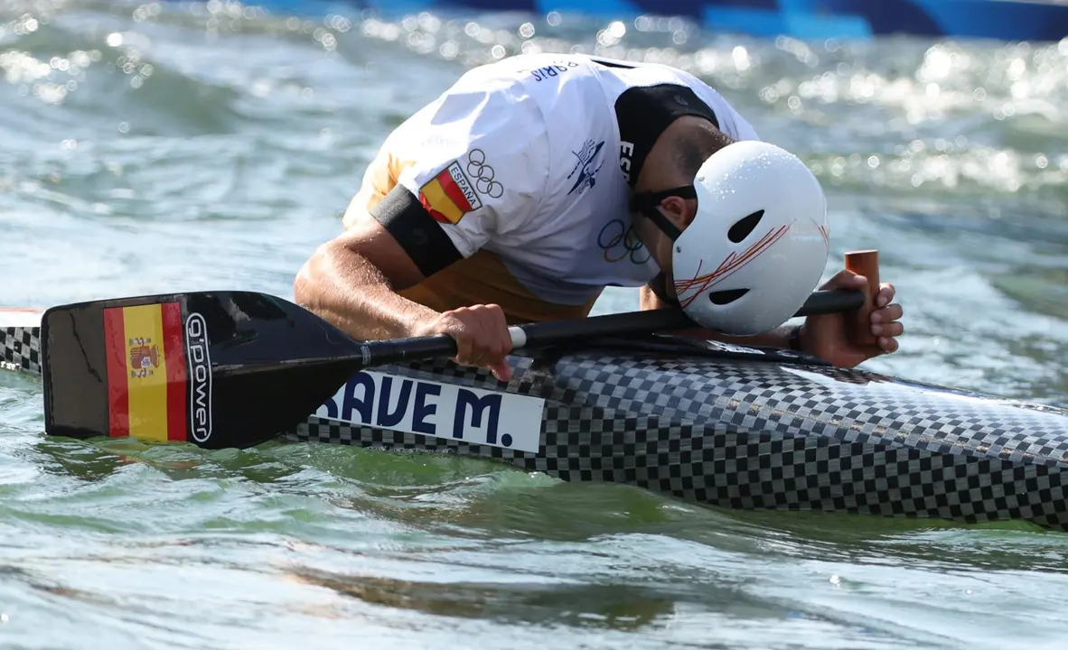 El catal&aacute;n Miquel Trav&eacute; ha concluido en la quinta plaza en la final de C1 de pirag&uuml;ismo eslalon en Vaires-sur-Marne, Francia. EFE/EPA/ALI HAIDER