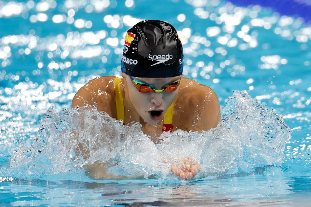 La nadadora espa&ntilde;ola Emma Carrasco compite en su serie de los 200m estilos femenino. EFE/ Lavandeira Jr.