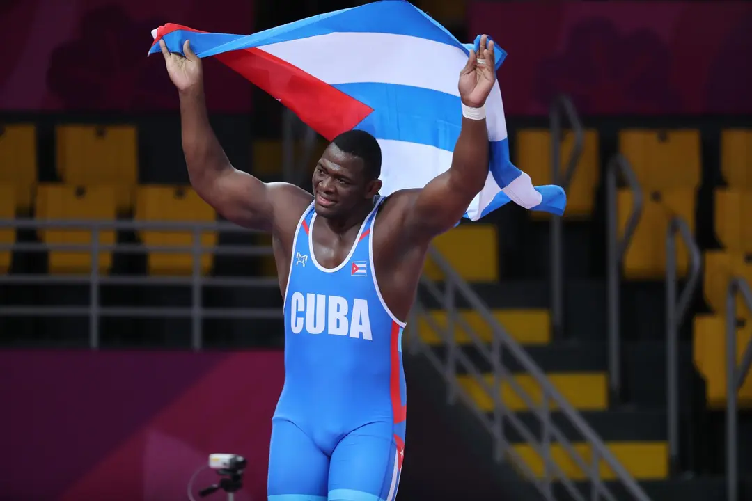 Foto de archivo del cubano Mija&iacute;n L&oacute;pez, tras imponerse en lucha grecorromana 130Kg en los Juegos Panamericanos de en Lima. EFE/ Mart&iacute;n Alipaz