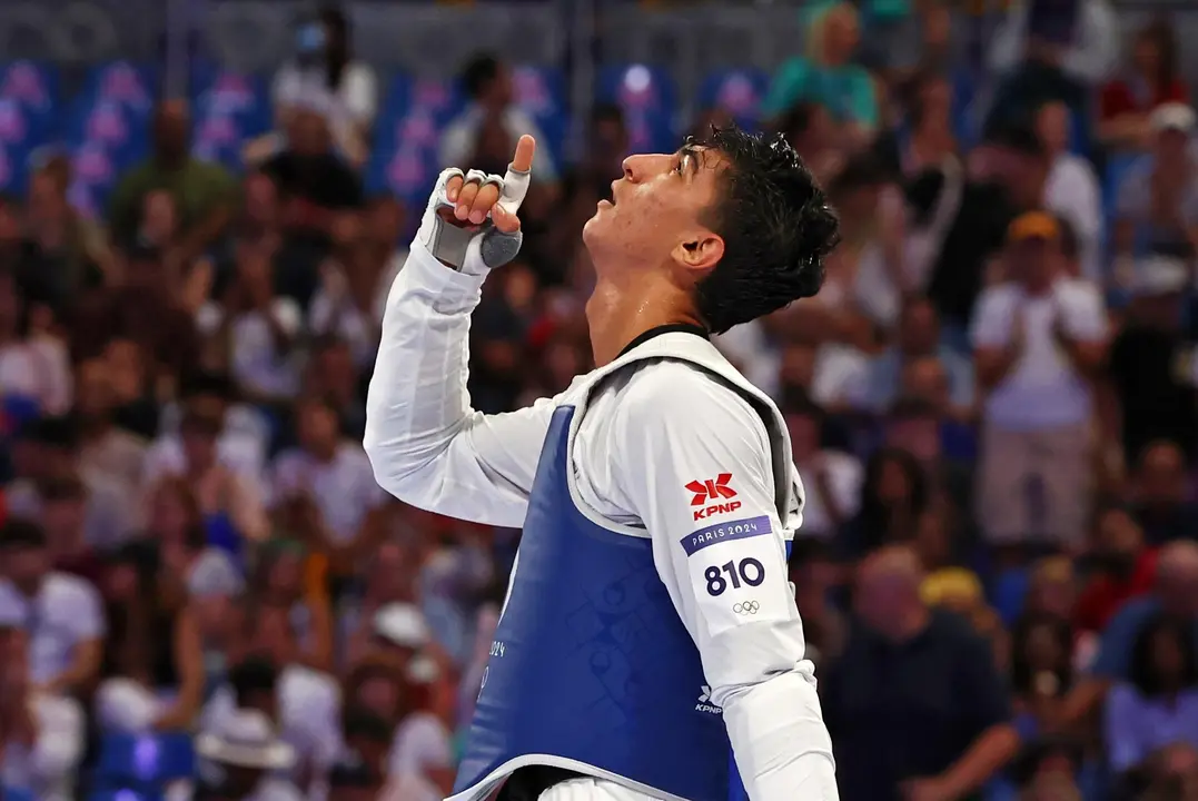 El iran&iacute; Arian Salimitras su combate de taekwondo en la categor&iacute;a de +80 kilos EFE/EPA/DIVYAKANT SOLANKI