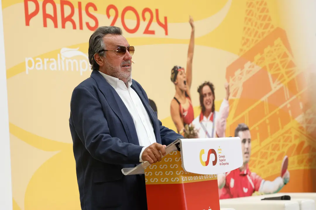 El presidente del Comit&eacute; Paral&iacute;mpico Espa&ntilde;ol (CPE), Miguel Carballeda, durante el acto de despedida al equipo paral&iacute;mpico espa&ntilde;ol que acudir&aacute; a los Juegos de Par&iacute;s 2024. EFE/ J.p.gandul