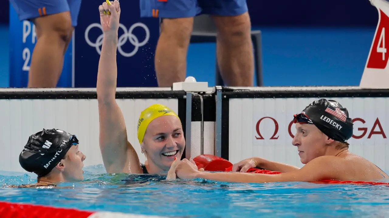 La nadadora australiana Ariarne Titmus gana medalla de Oro en la final de 400m Libre Femenino de los Juegos Ol&iacute;mpicos Par&iacute;s 2024, este s&aacute;bado, en Par&iacute;s, Francia. EFE/Lavandeira Jr.