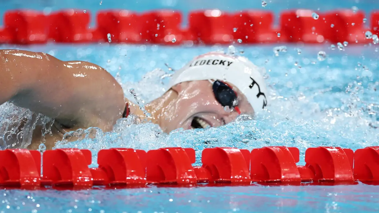 La estadounidense Katie Ledecky en su serie de 800 libre. EFE/EPA/RITCHIE B. TONGO