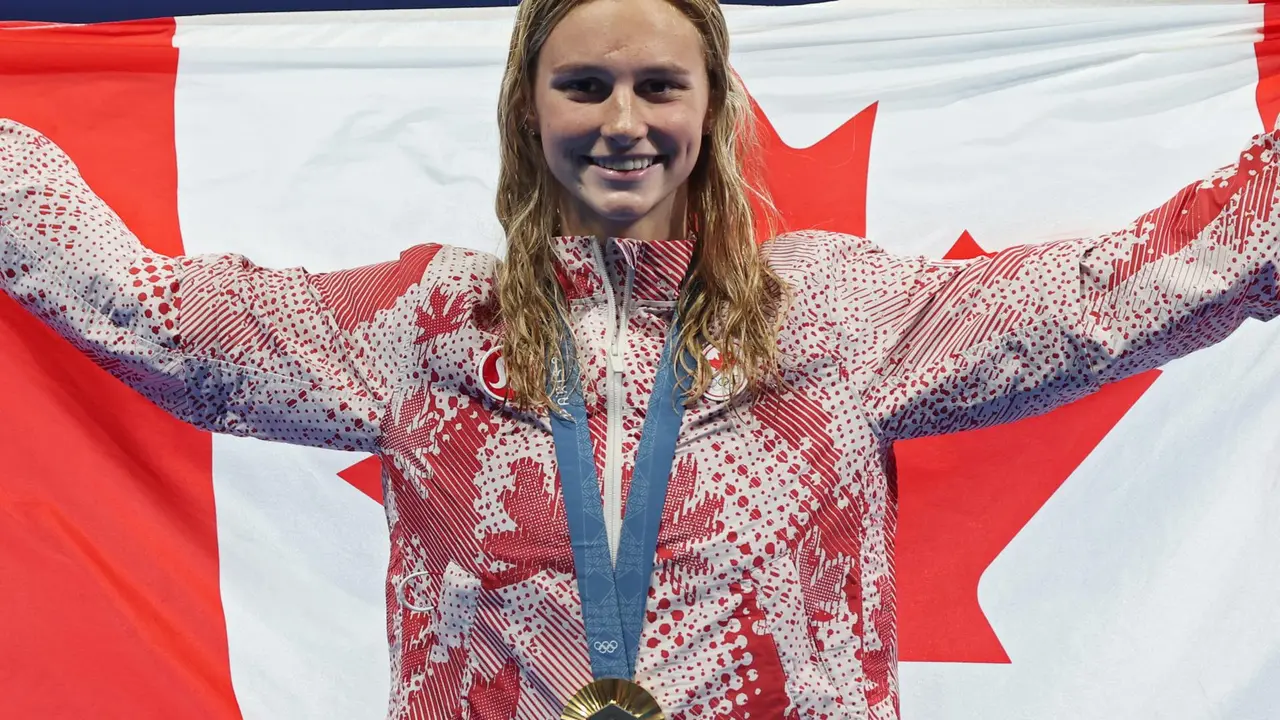 La joven nadadora canadiense Summer McIntosh. EFE/EPA/RITCHIE B. TONGO