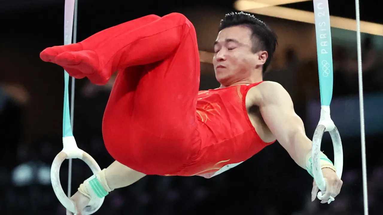 El gimnasta chino Yang Liu en su ejercicio de anillas.EFE/EPA/YAHYA ARHAB