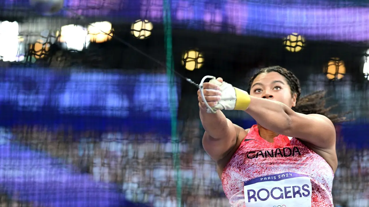 La canadiense Camryn Rogers durante la final de lanzamiento de martillo el Estadio de San Denis, Par&iacute;s, Francia. EFE/EPA/CHRISTIAN BRUNA