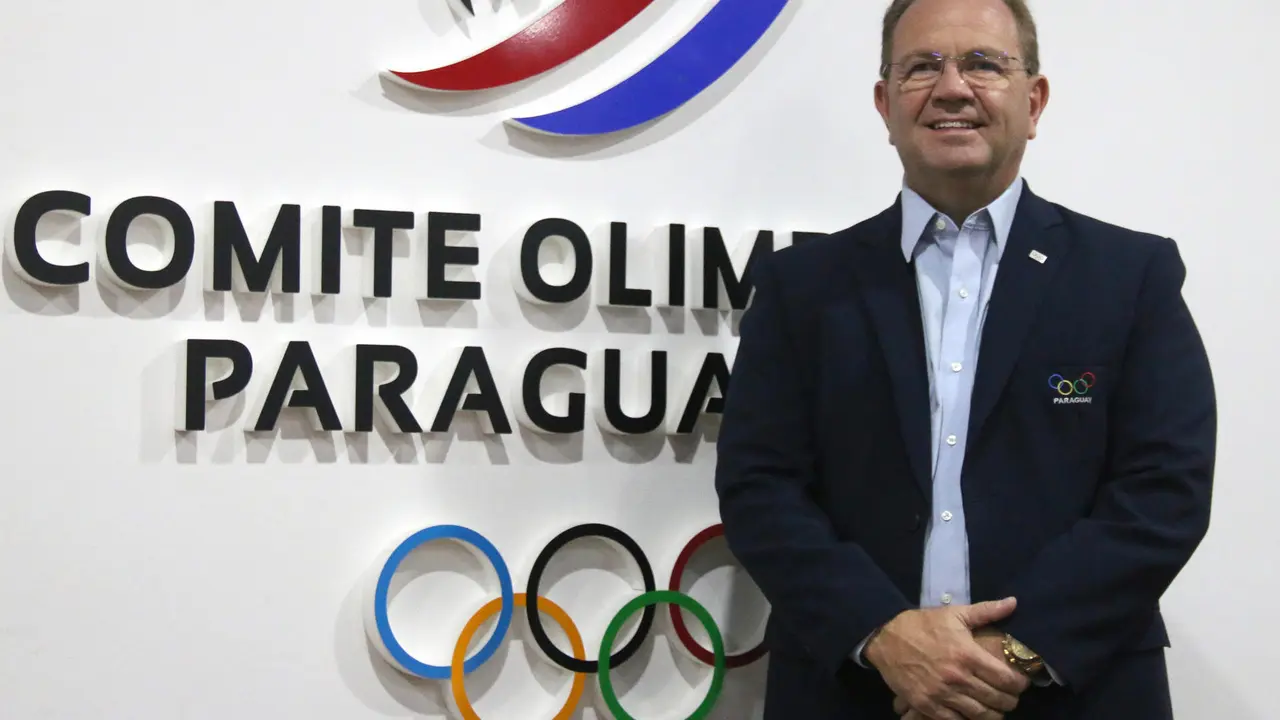 Fotograf&iacute;a de archivo en la que se registr&oacute; al presidente del Comit&eacute; Ol&iacute;mpico Paraguayo (COP), Camilo P&eacute;rez L&oacute;pez Moreira, durante una entrevista con EFE, en Asunci&oacute;n (Paraguay). EFE/Nina Osorio